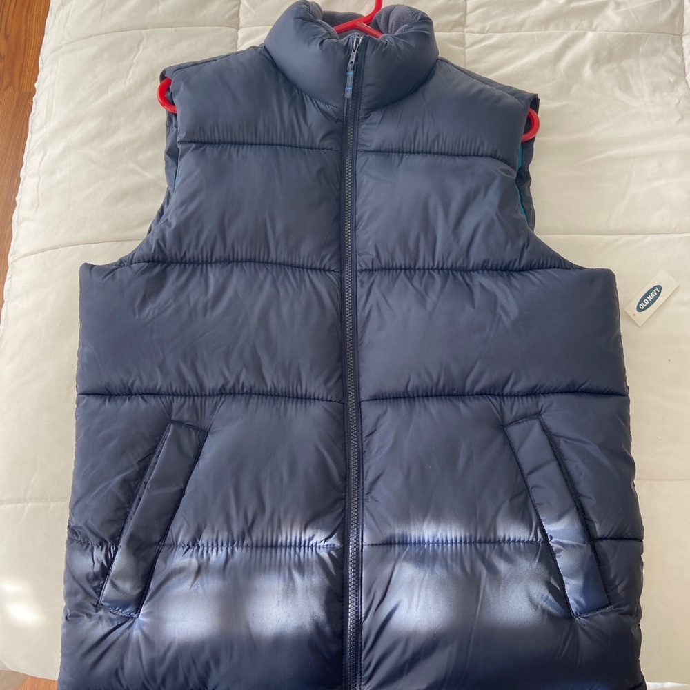 Old Navy Men’s Puffer Vest